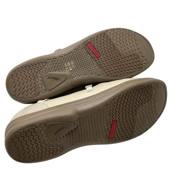 Apex NEW* Janice Mary Jane (Bone) (9W) - Picture 8 of 8